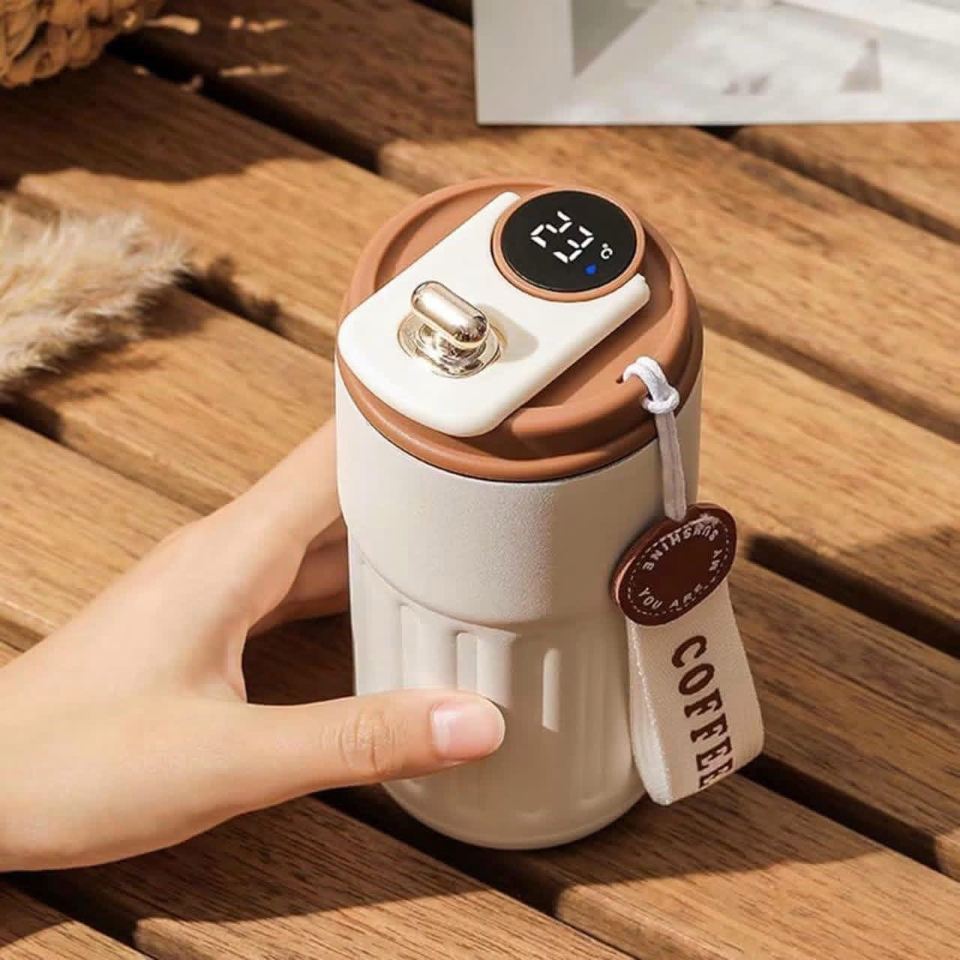 Smart Temperature Display Vacuum Insulated Water Flask personalized with name