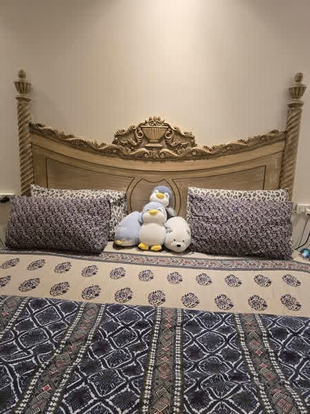 Solid wood bedroom set for sale in very reasonable price, selling because of lack of space 