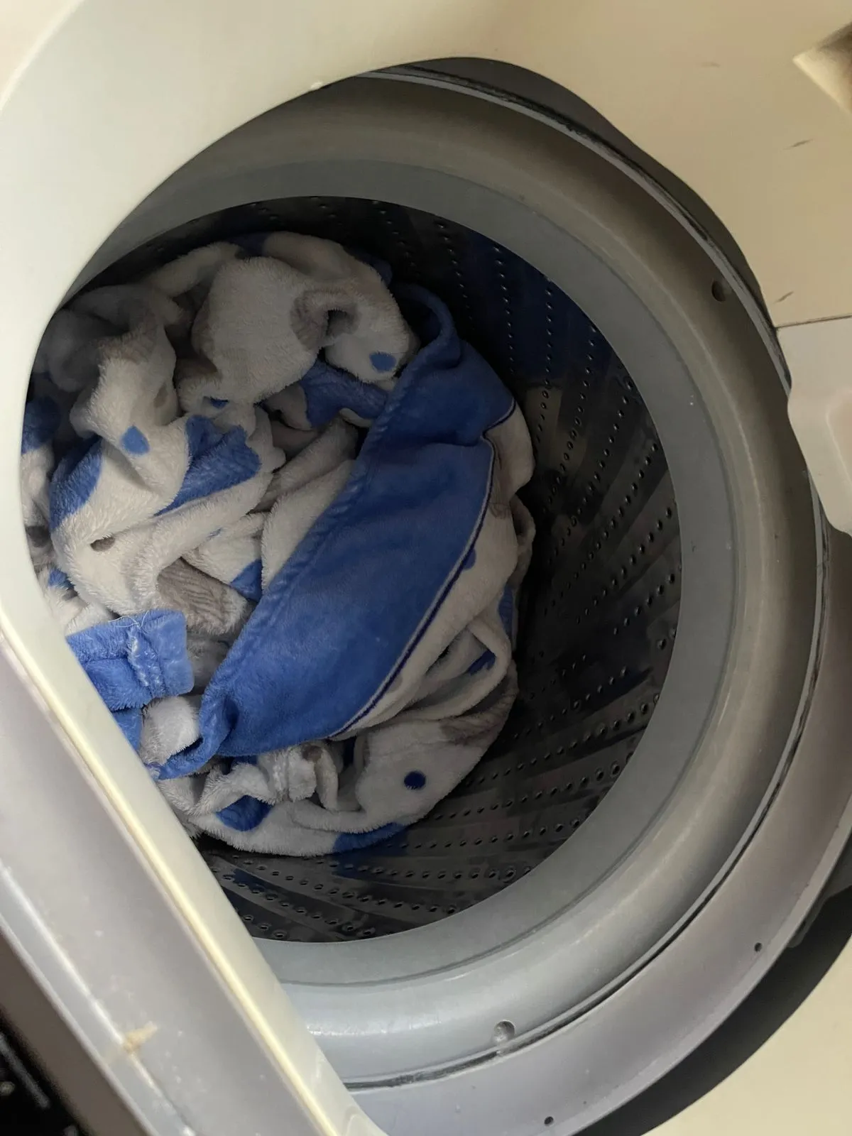 🧺 Whirlpool Washing Machine – Reliable & Ready to Use 🔥