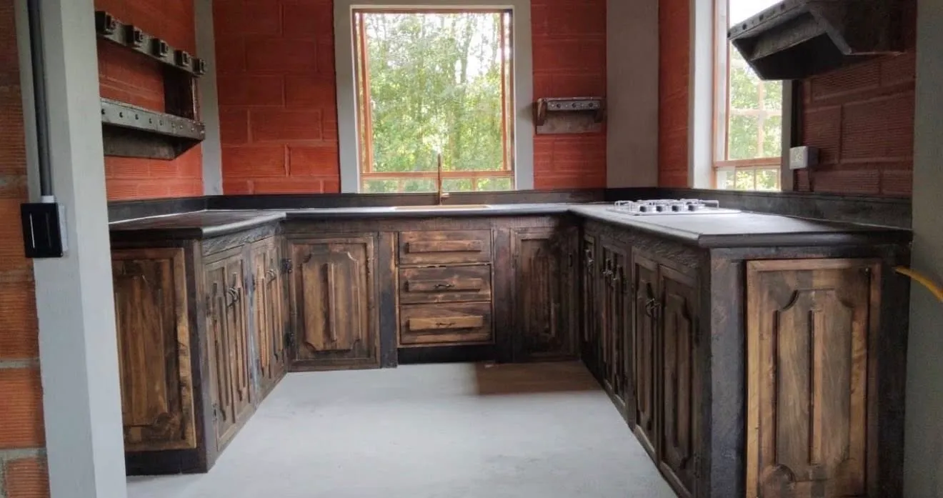 🏡✨ Unique Castle-Style Home for Rent in Marinilla | 2BR + Terraces