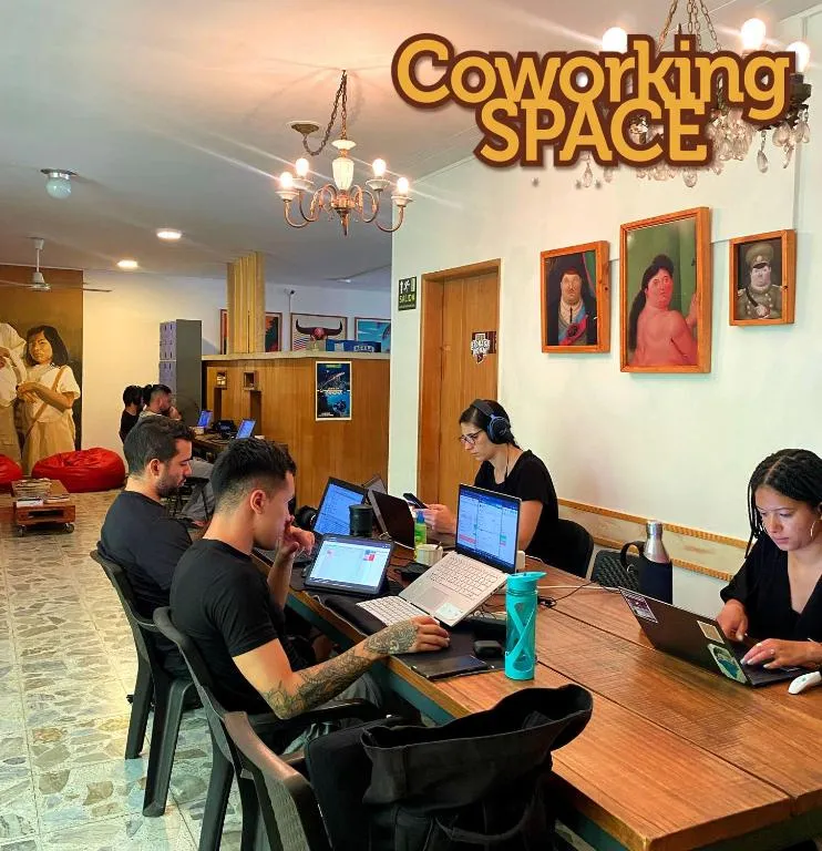 🌴 Profitable Investment: Established Hostel for Sale in Downtown Santa Marta, Colombia