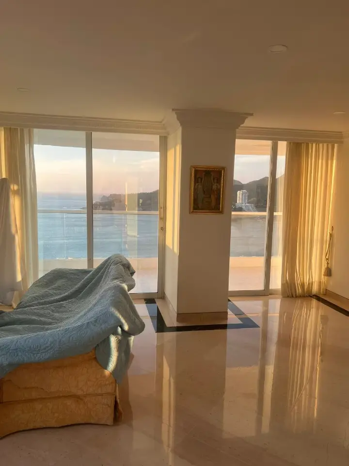 🌊🔥 Oceanfront Apartment for Sale in Rodadero Sur, Santa Marta 🏢✨