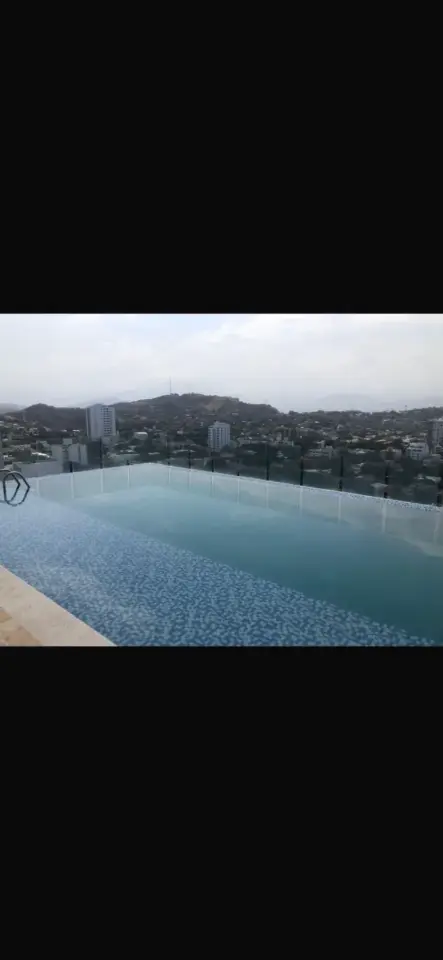 Furnished Apartment for Rent – 13th Floor | Prime Central Location, Santa Marta ✨