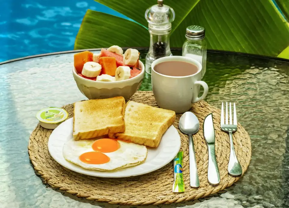 🌴 Profitable Investment: Established Hostel for Sale in Downtown Santa Marta, Colombia