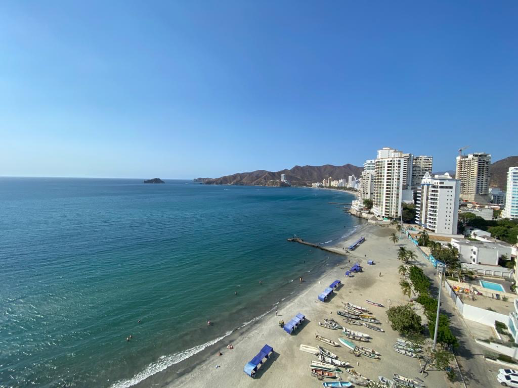 Apartment for sale with sea view in Rodadero sur 